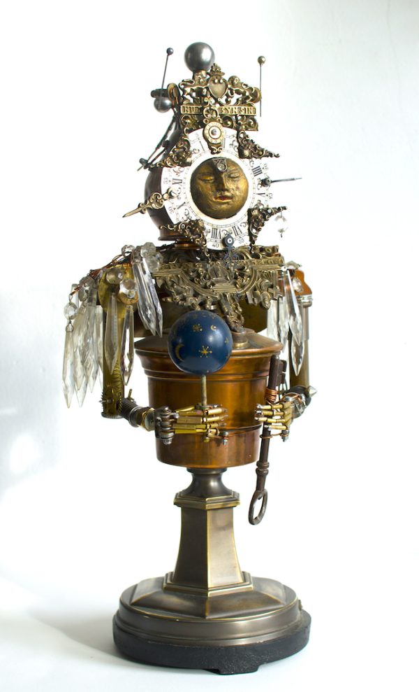 Jake Baddeley - "Queen" - scrap metal - 2023